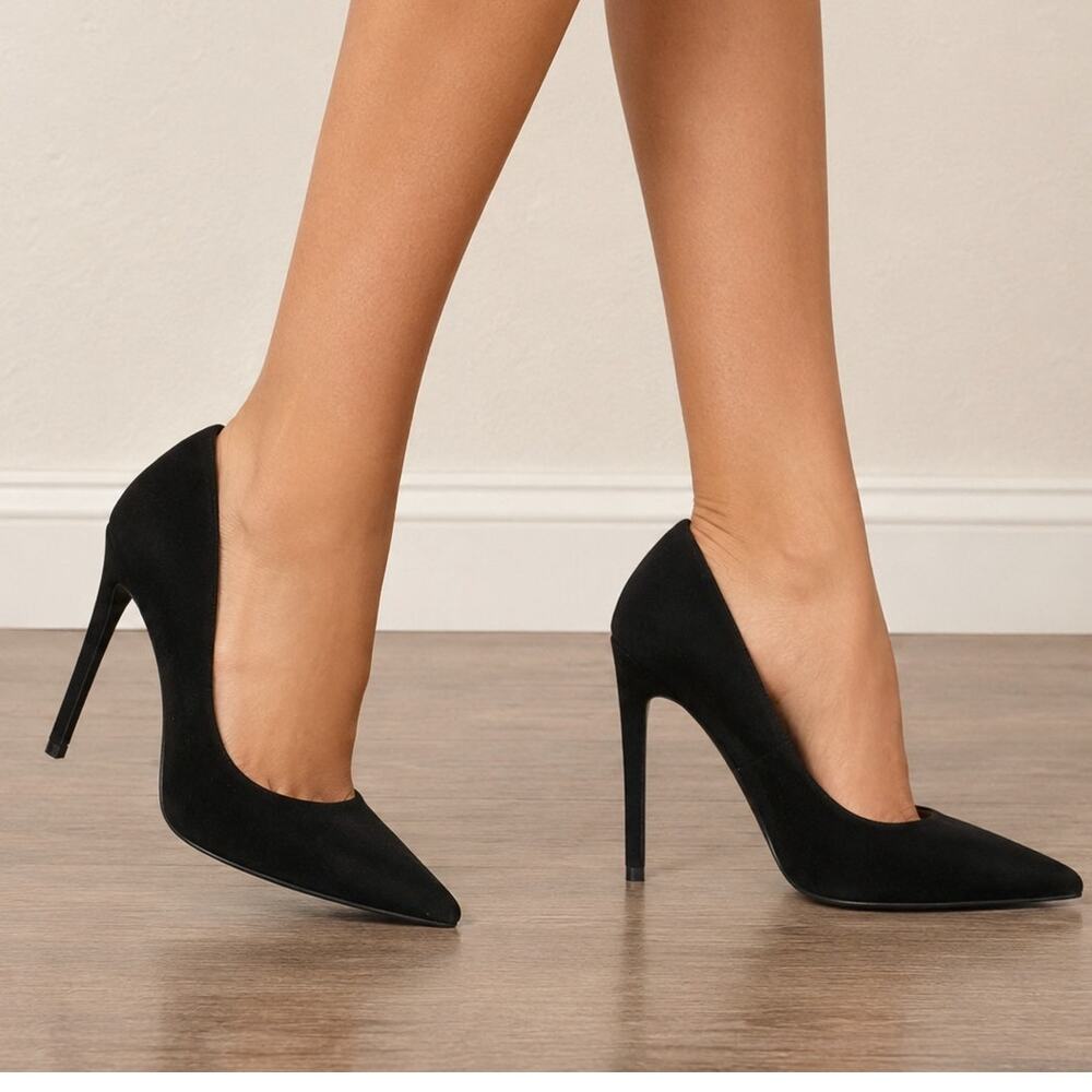 Shoedazzle Gisselle Black Pointed Toe Stiletto Heels Size 8 NWOT
